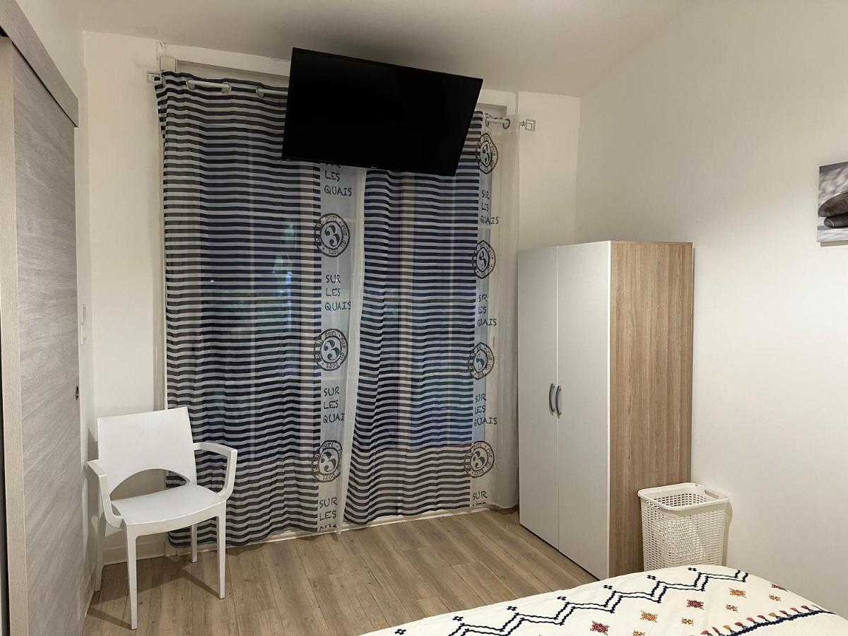 Le Cottage De Castaing Sur Plage Privee 상트 안느 외부 사진
