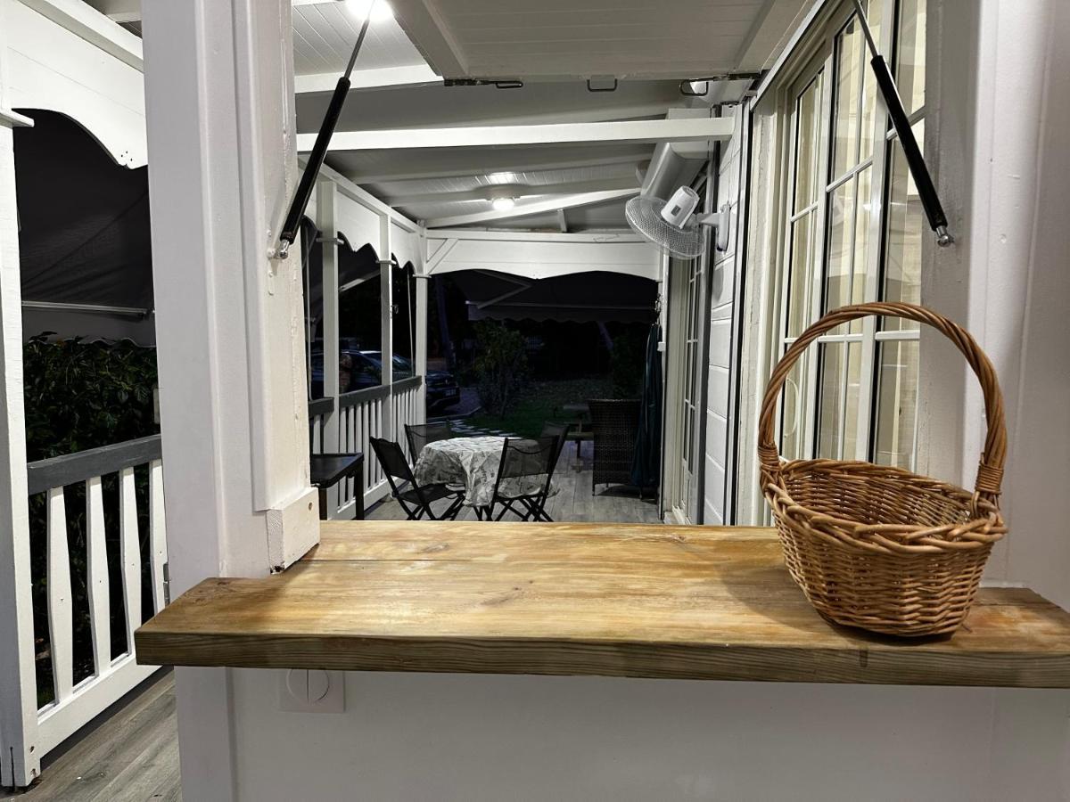 Le Cottage De Castaing Sur Plage Privee 상트 안느 외부 사진